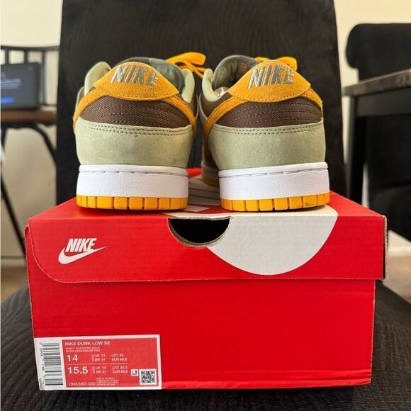 Nike Dunk Low Dusty Olive Size 14 Pre-Owned DH5360 300 Green Brown Yellow used​